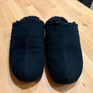 Vionic Black Men’s Slippers